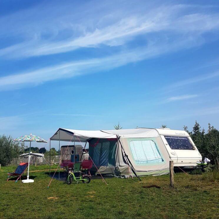 Zomerhuis op wielen de 10 leukste ideeën om een caravan te pimpen - vintage retro caravan trailer diy camper Beyerland