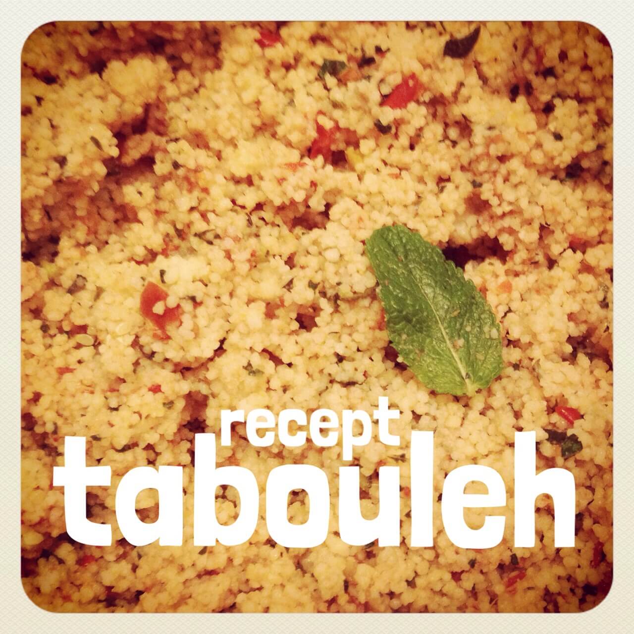 Makkelijk recept voor frisse couscous tabouleh op een warme dag 