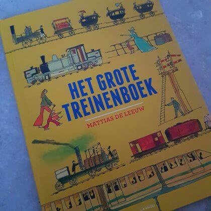 Het grote treinenboek