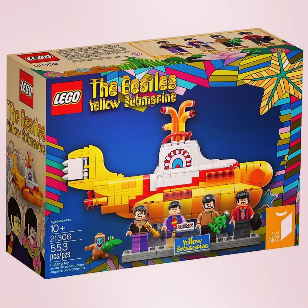 De Lego versie van de Yellow Submarine van de Beatles