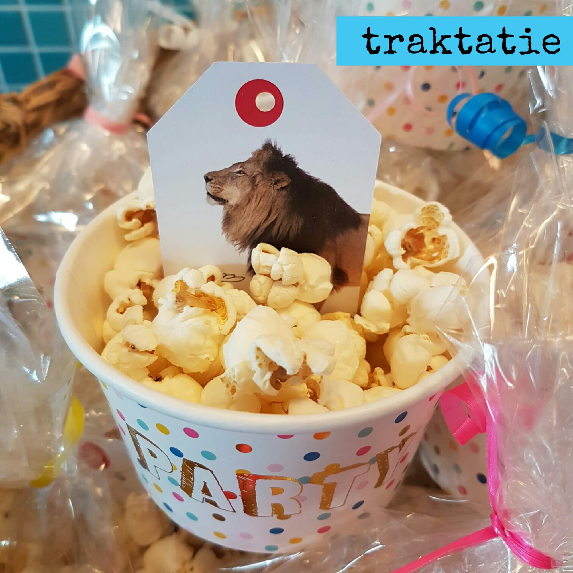 Snelle traktatie voor school: bakje popcorn mét een leuk spelletje