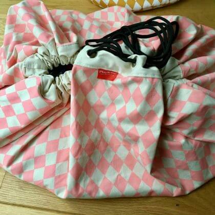 De leukste opbergmanden en opbergdozen voor de kinderkamer - Eef Lillemor opbergzak De leukste opbergmanden en opbergdozen voor de kinderkamer - Eef Lillemor opbergzak