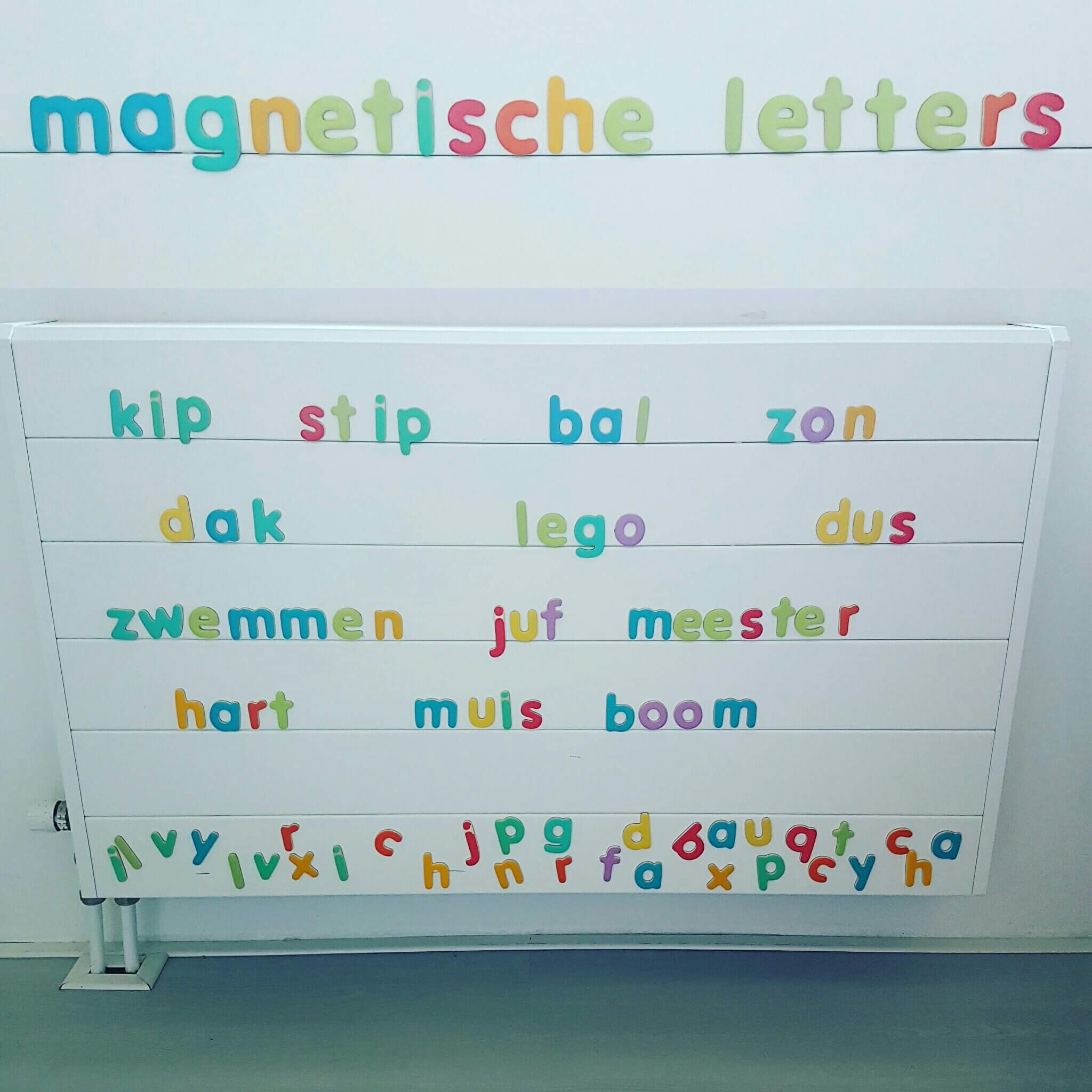 Magnetische letters om te leren lezen