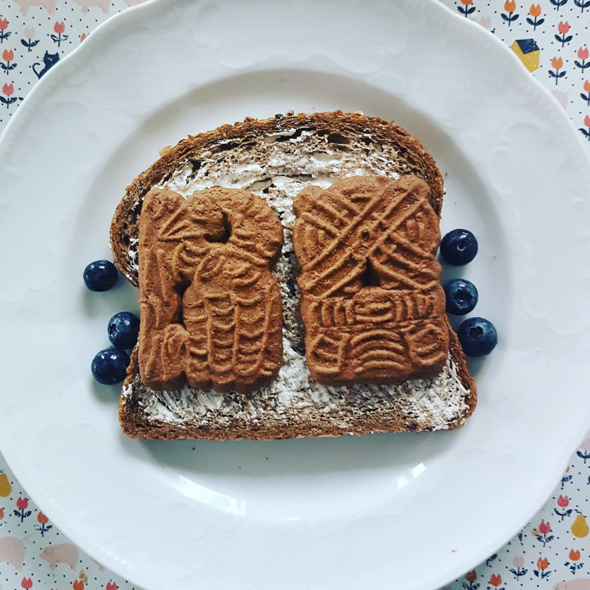 Sinterklaas traditie: speculaas op brood