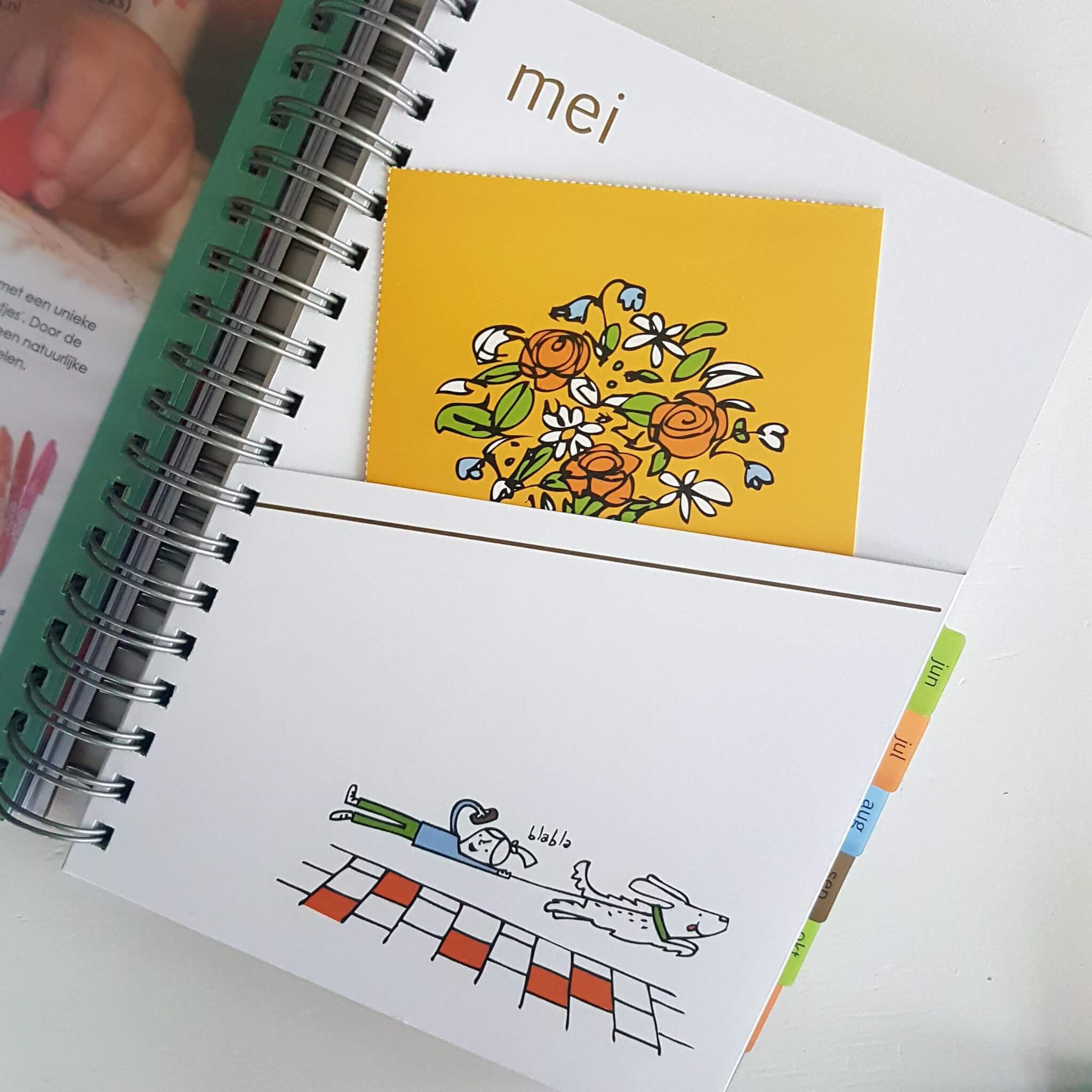 Organizing tip: familie-agenda voor de keukentafel + winactie Organizing tip: familie-agenda voor de keukentafel + winactie