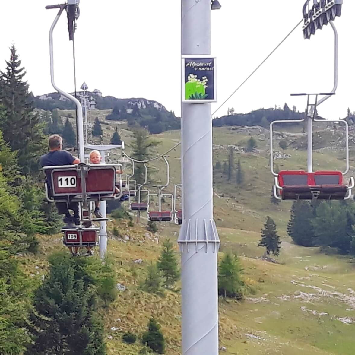 Vakantie in Slovenië met kids, Outdoor Paradijs! Klimmen met kinderen, Velika Planina berg