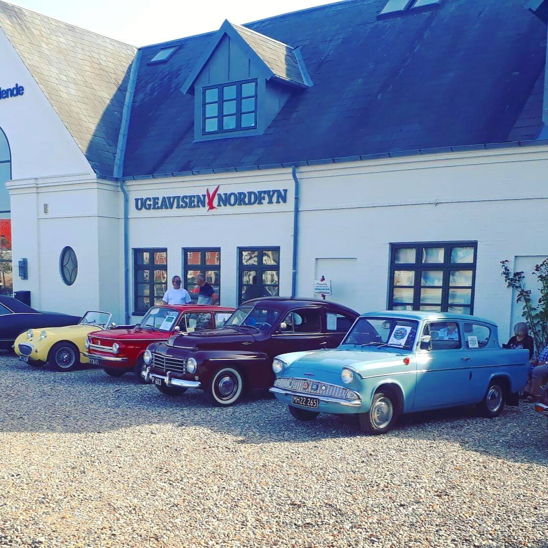 Vakantie met kids: sprookjesachtig Funen in Denemarken - de oude stad Bogense met strand en haven - klassieke auto's - veteran car festival