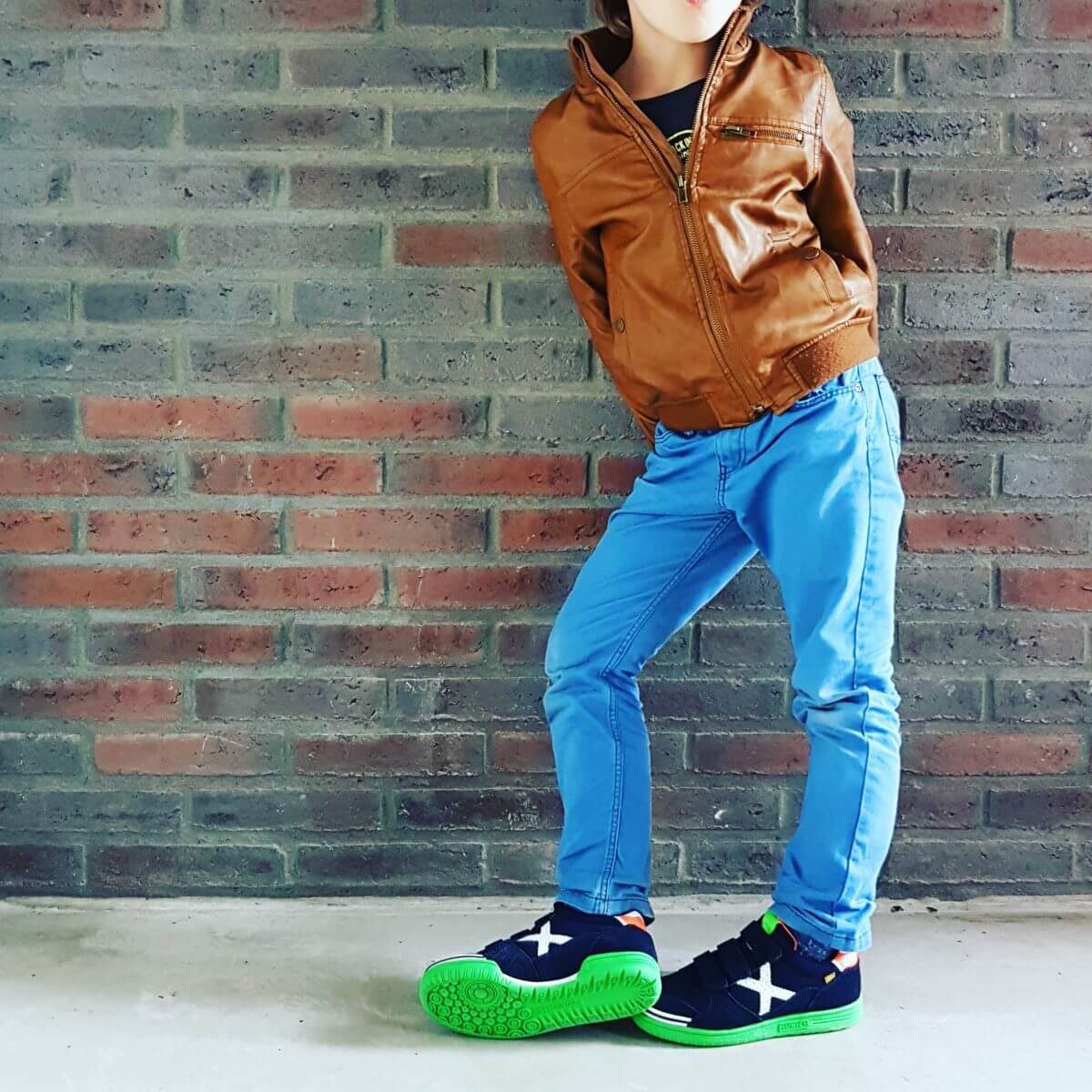 Hippe leren sneakers voor stoere kids #leukmetkids #jongens #meisjes #meiden #Munich #gympen #kinderkleding