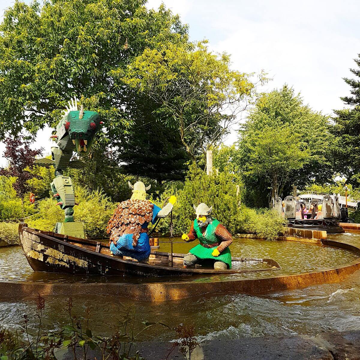 Legoland met kinderen: alles wat je wil weten, Knights Kingdom Vikings River Splash #leukmetkids #legoland #Denemarken #kinderen