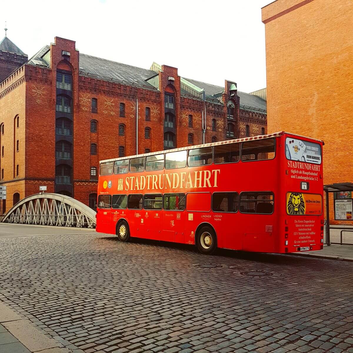 Hamburg met kids rode dubbeldekkerbus