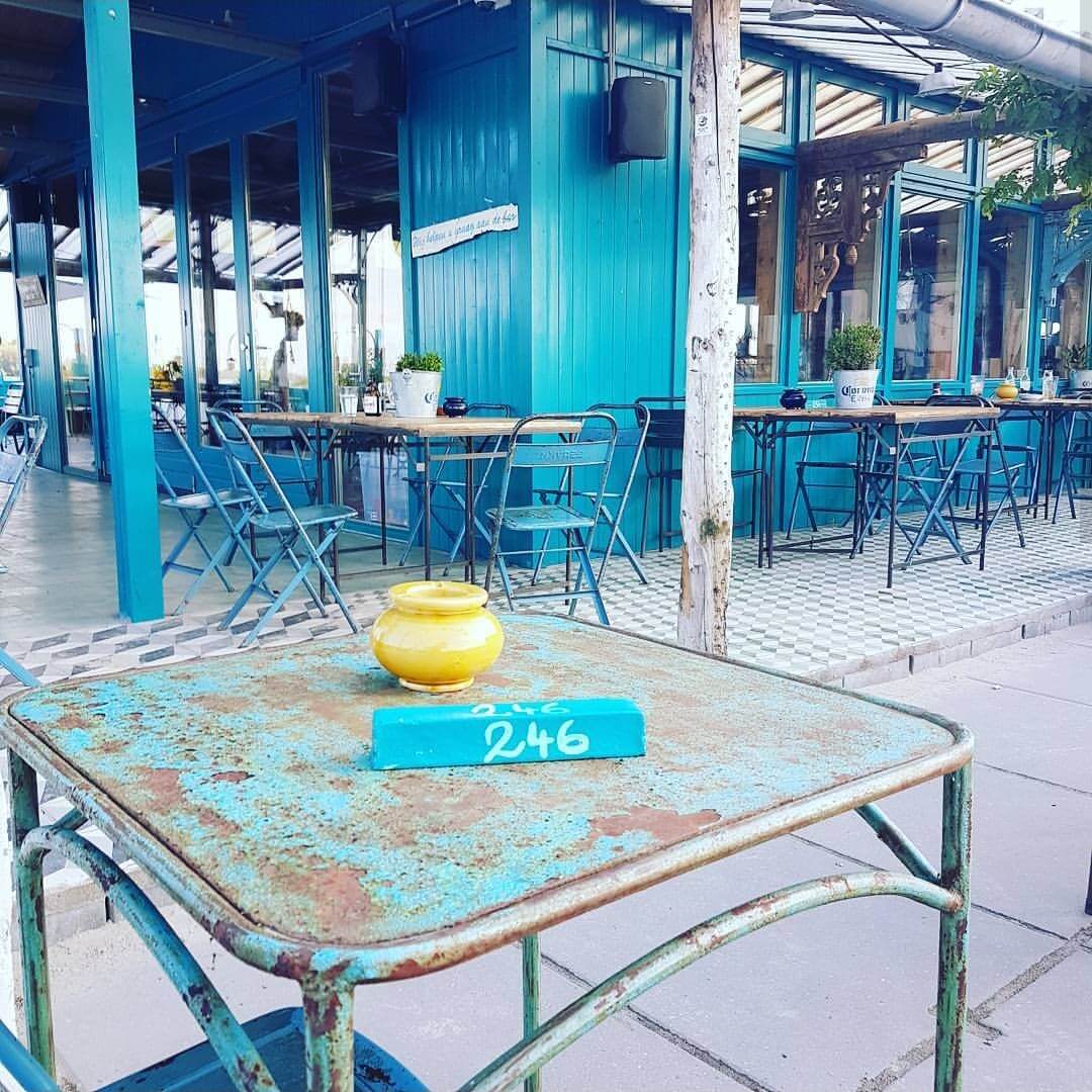Het oude terras van Blijburg, nu Lolaland met restaurant Haas & Popi