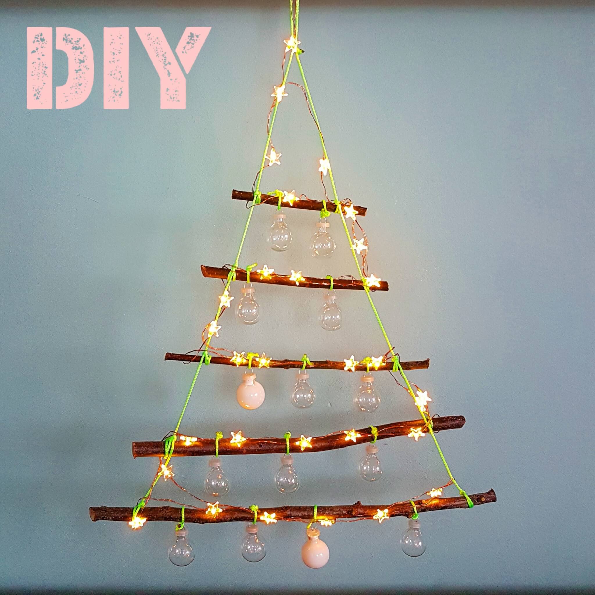 Verrassend Kerst DIY: alternatieve kerstboom met lichtjes knutselen van takken QV-68