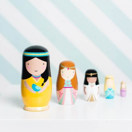 Sinterklaascadeaus pakjesavond: matroeska of Babushka poppetjes of nesting dolls, voor peuters, kleuters en schoolkinderen