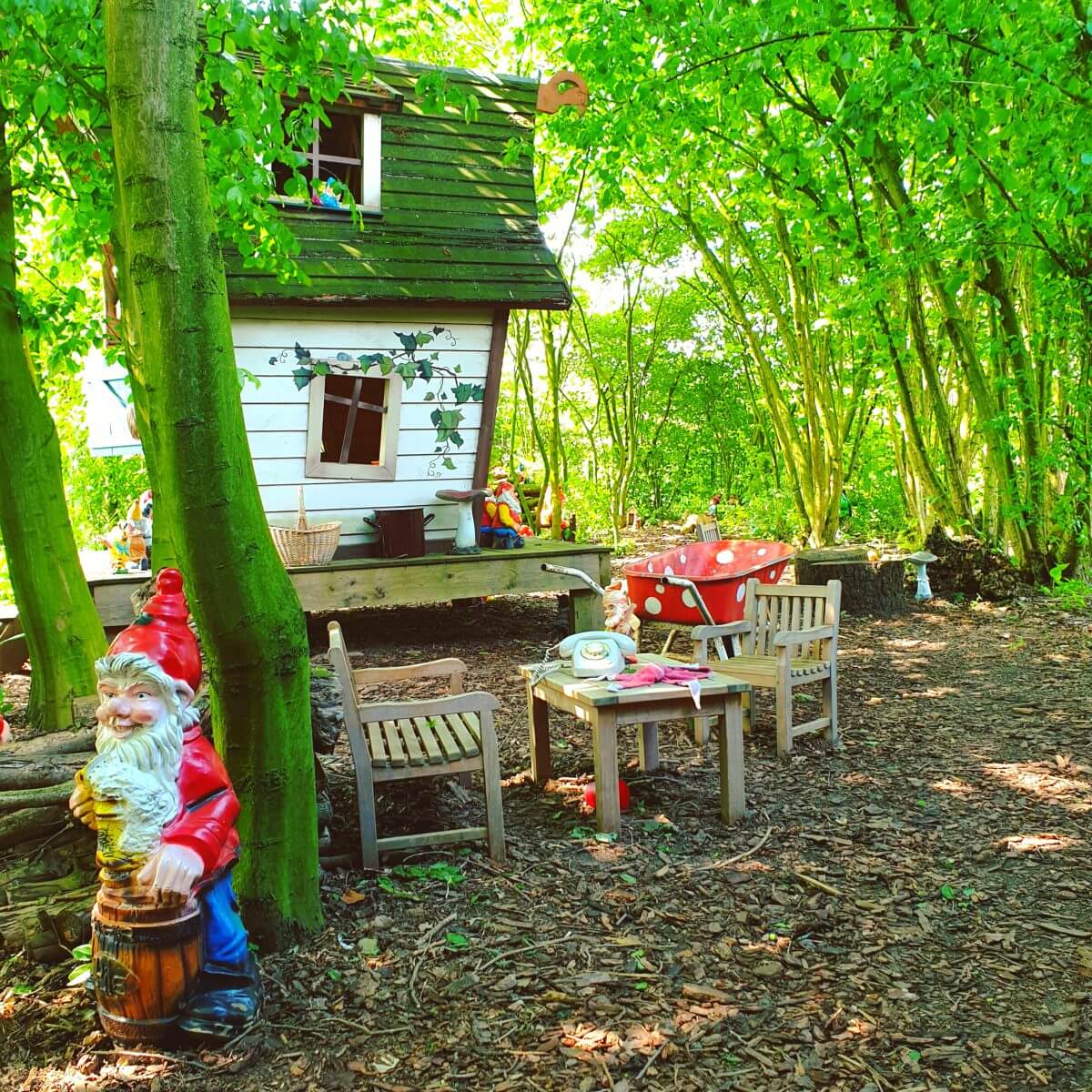 Bloemenpark Appeltern: kabouterbos