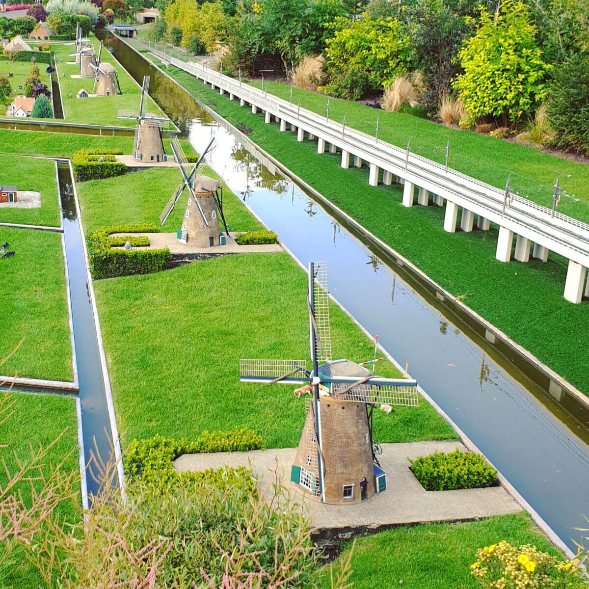 Kinderdijk in miniatuurstad Madurodam in Den Haag