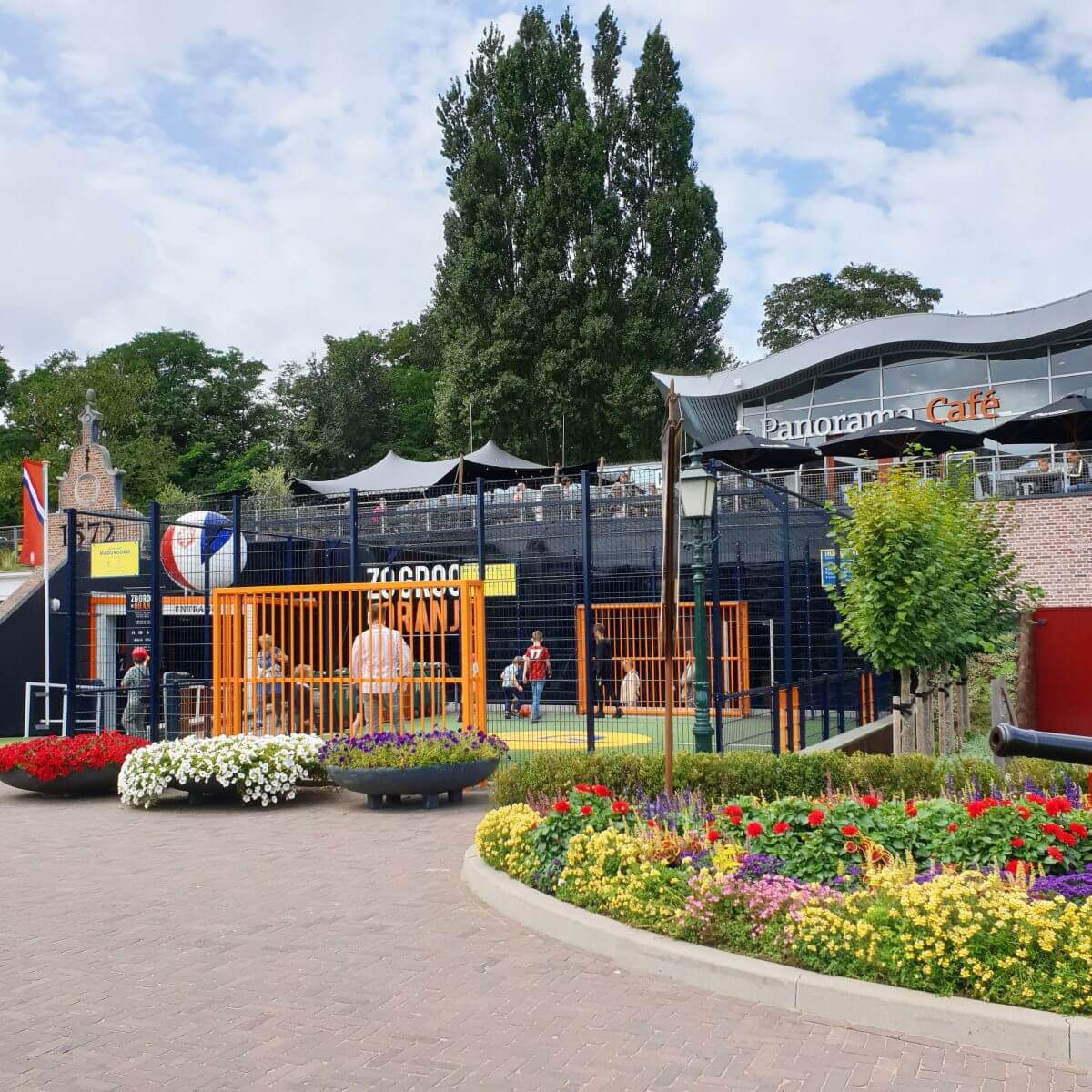 Zo Groot is Oranje: voetballen in Madurodam