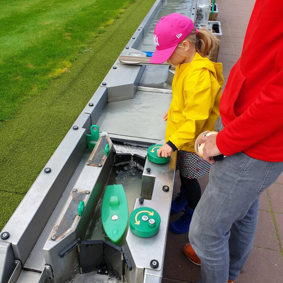 Madurodam in Den Haag: miniatuurstad, speeltuinen en indoor attracties