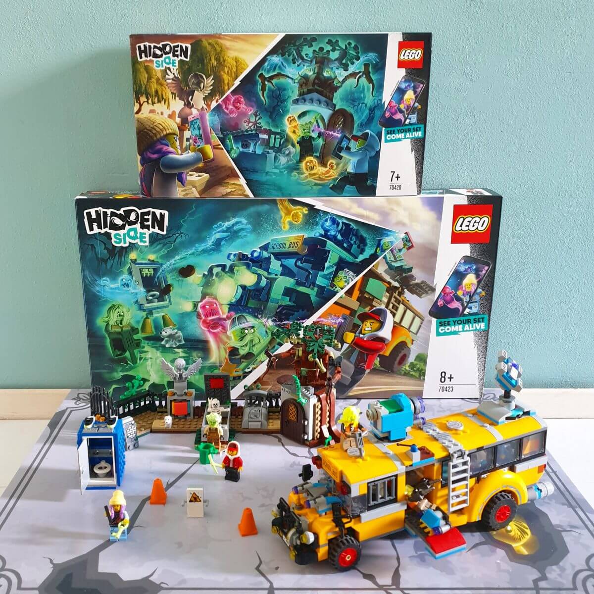 LEGO Hidden Side Paranormale interceptiebus 3000 (70423) en Kerkhofmysterie (70420) 