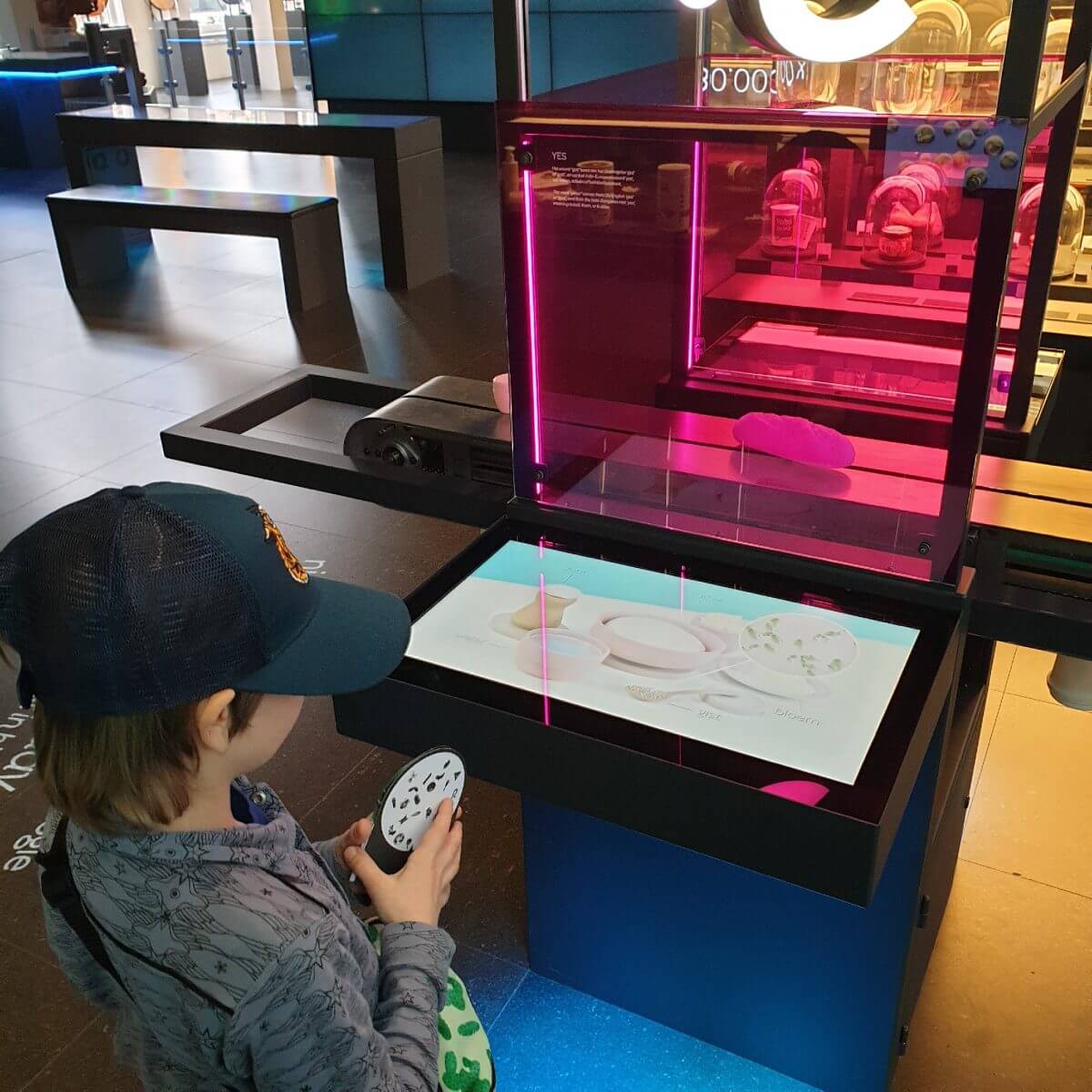 Micropia museum: leuk uitje voor nieuwsgierige kinderen in Amsterdam