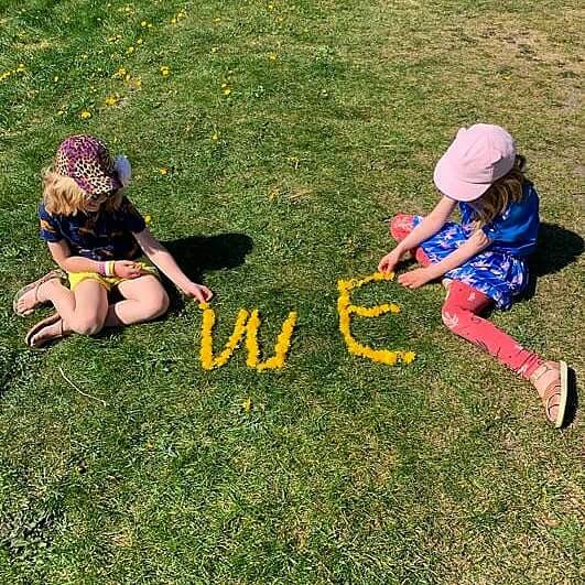 Lente en zomer knutselen: leuke ideeën voor kinderen - woorden maken van bloemetjes