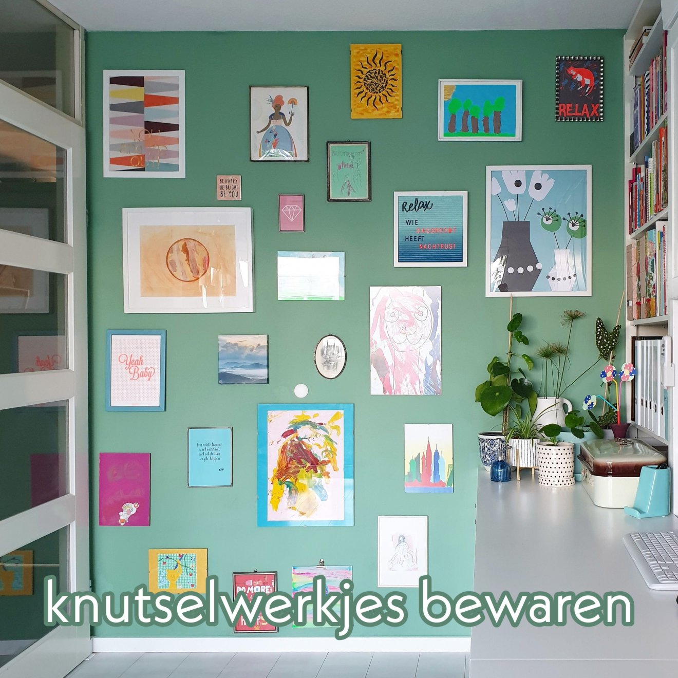 Knutselwerkjes bewaren: kunst aan de muur of in een plakboek