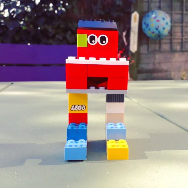 DUPLO robot