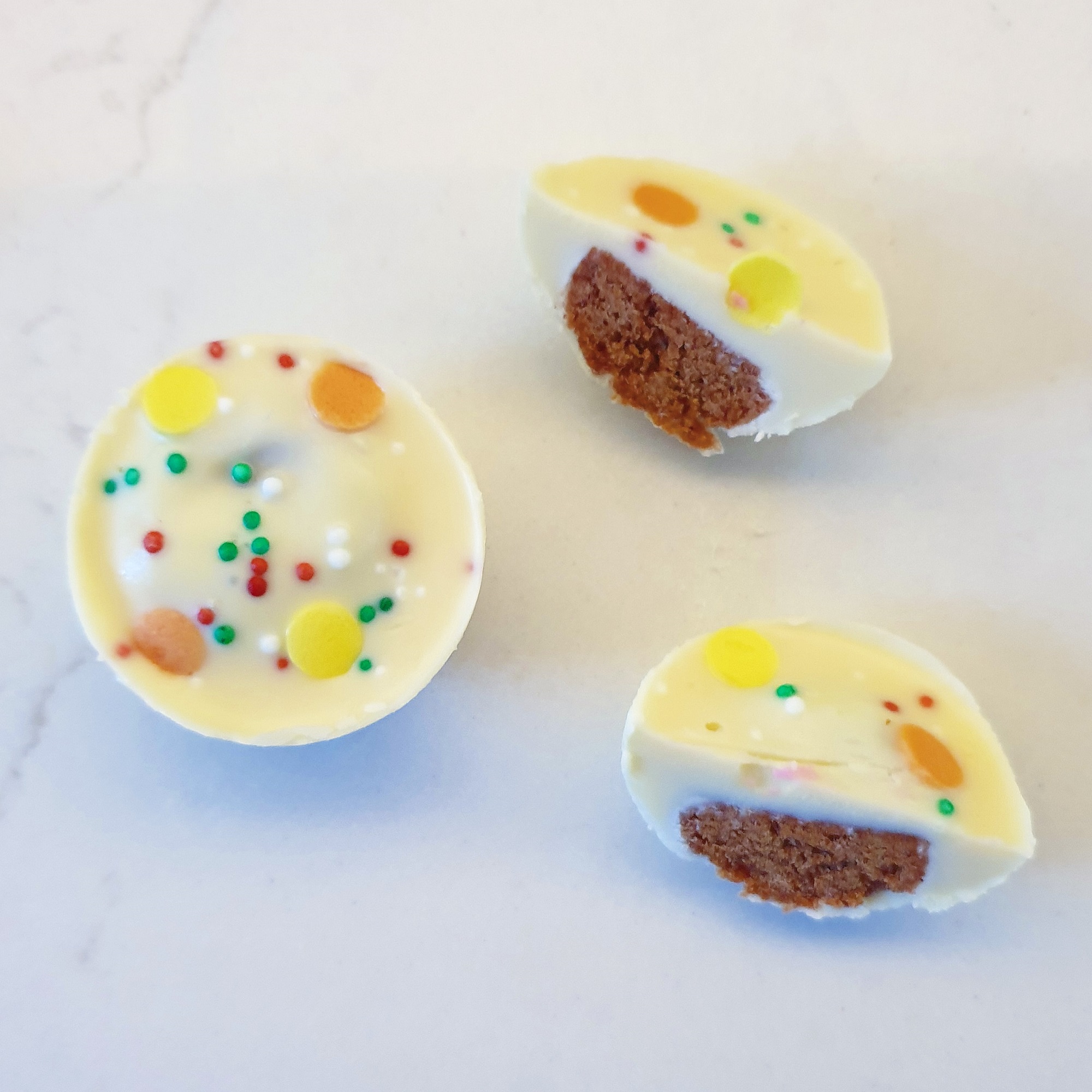 Sinterklaas recepten leuke ideeën om te knutselen met eten - pepernoten chocolade bolletjes