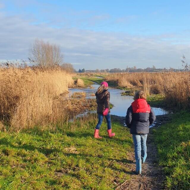 Wandelen met kinderen in de buurt van Amsterdam: plekken met speeltuin