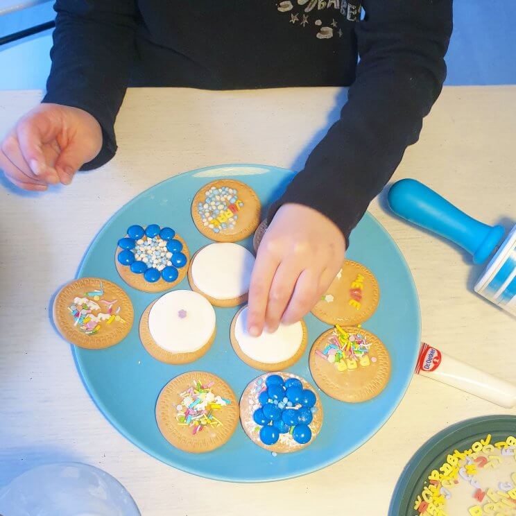 Winter koekjes bakken en versieren