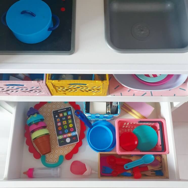 kinderkeuken maken van Duktig en Besta. Kids kitchen DIY project