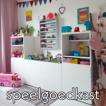 Ikea hack: DIY speelgoedkast met LEGO tafel, kinderkeuken en Barbie huis