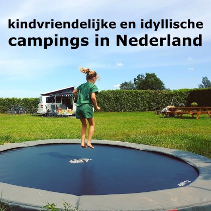 Kamperen in de achtertuin van Campspace boerderij De Lieve Wies met Volkswagenbusje