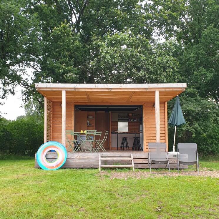 Chalet Toronto op camping Huttopia de Roos 