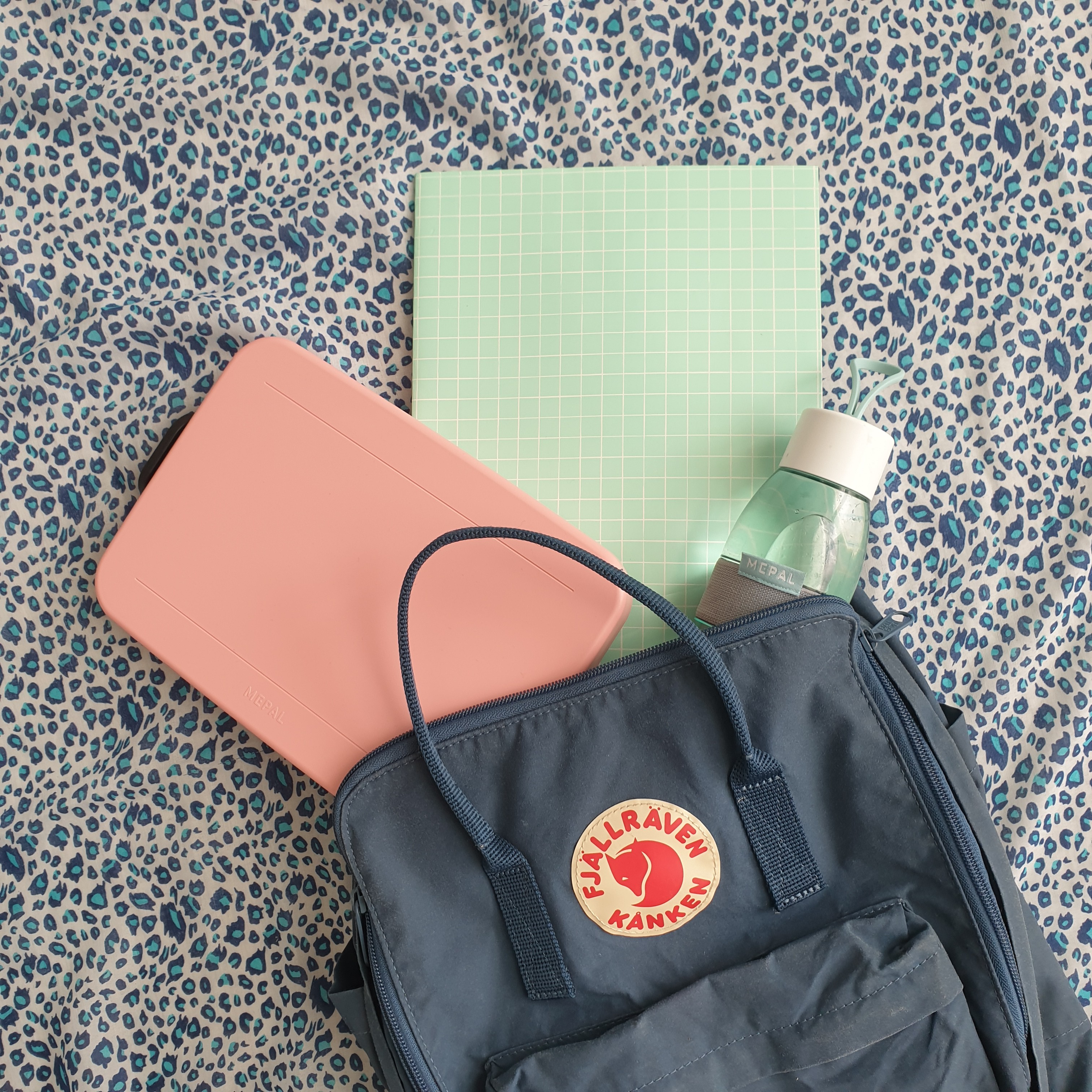 Deze platte broodtrommels zijn handig als er veel in een rugzak moet passen, bijvoorbeeld een gymtas of schoolboeken. Wij gebruiken ze op gymdagen deze Mepal Take a Break Flat