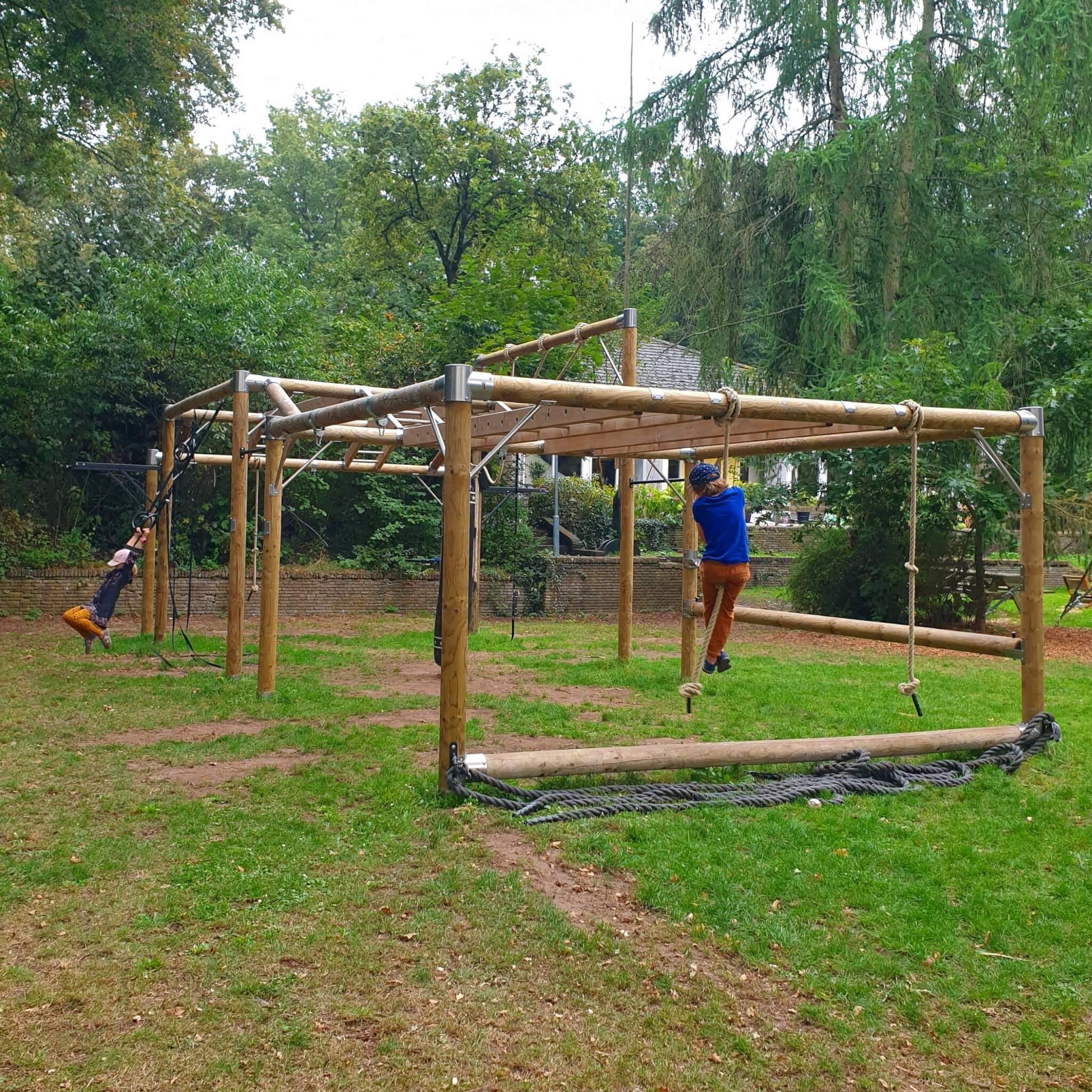 De leukste Landal parken voor tieners. Op zoek naar een leuk Landal park voor tieners? Dit zijn de leukste Landal parken voor tieners, maar ook voor hun ouders. Dit is Glamping Landal Gooise Heide op de grens van Noord Holland en Utrecht. 