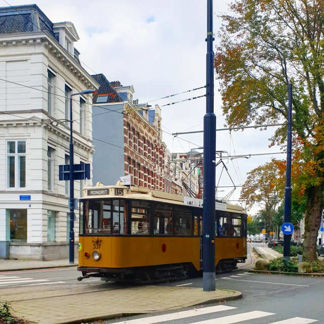 De oude trams van Stichting RoMeO zijn een leuke manier om de stad te ontdekken. Zeker als je jonge kids hebt die nog niet zo ver kunnen lopen, dan is dat ideaal.