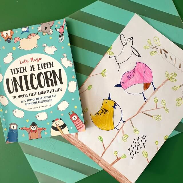 Vogel knutselen en tekenen: leuke ideeën. Zoals het boek Teken je eigen unicorn en andere lieve knuffelbeesten. Hiermee teken je dieren na, om er vervolgens je eigen draai aan te geven. Zoals deze vogels. Ideas for crafting and drawings birds for kids. 