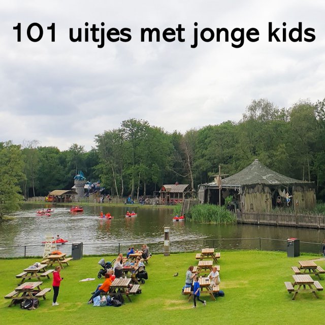 101 uitjes met jonge kinderen: peuters, kleuters en onderbouw kids. Met jonge kinderen kun je heel veel leuke uitjes doen in Nederland en België. Nu onze kinderen groter worden wordt het aantal mogelijkheden snel groter, maar ook met jonge peuters en kleuters kun je al heel veel leuke dingen doen. Ik maakte een lijstje van onze favorieten, in alle provincies. Er zitten zowel kindvriendelijke uitjes voor binnen als voor buiten tussen. Dit is Speelpark Oud Valkeveen in Naarden.