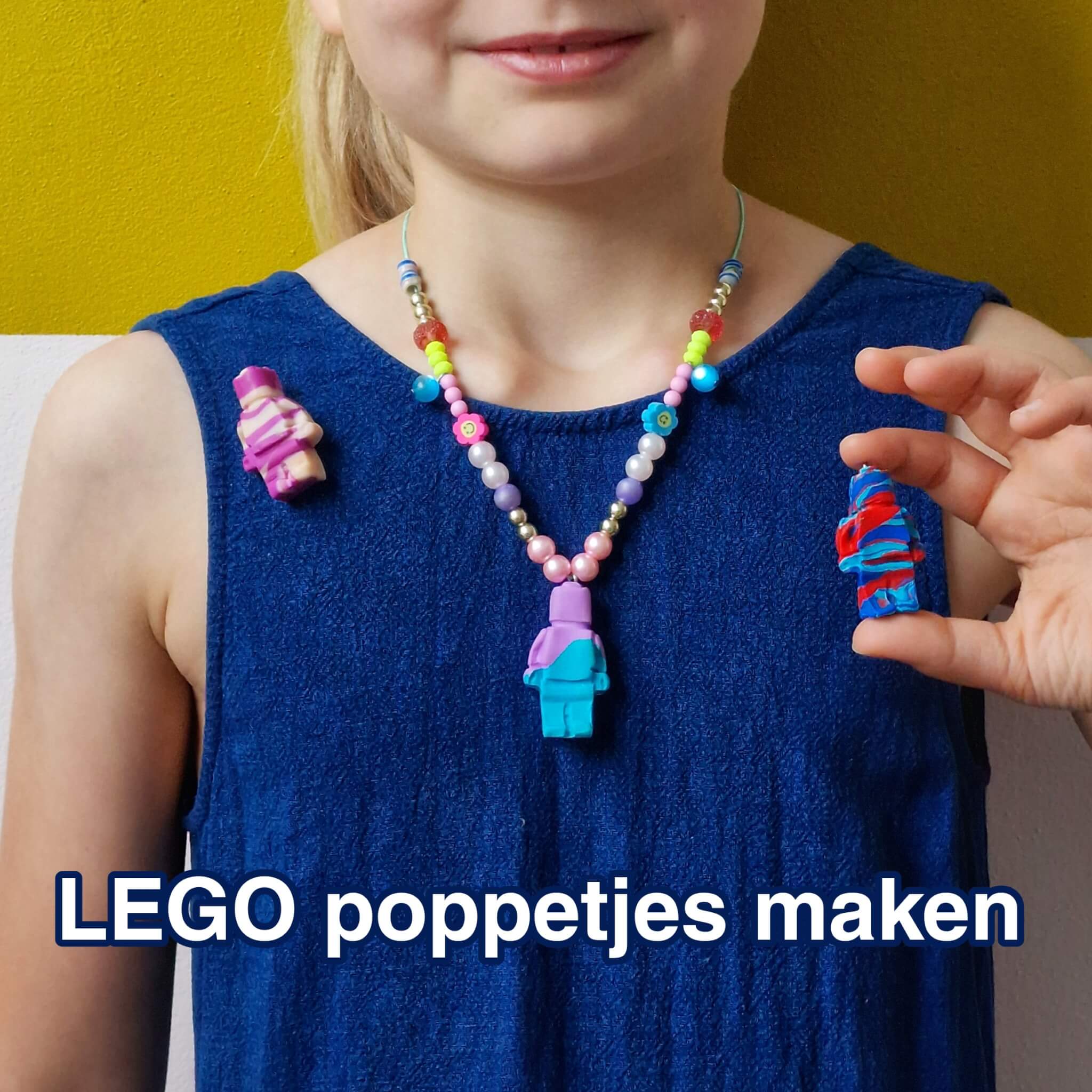 LEGO poppetje knutselen met FIMO klei: ketting, sleutelhanger of broche. We hebben twee grote LEGO fans in huis. Wat is er dan leuker dan een LEGO poppetje knutselen met FIMO klei? We maakten er sieraden van, zoals een ketting, sleutelhanger en broche.