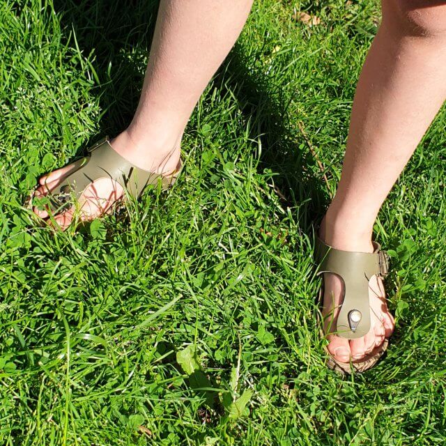 Sandalen en slippers voor kinderen: dit zijn de leukste en de beste. Kipling heeft sandalen, gewone slippers en slippers met bandjes. 