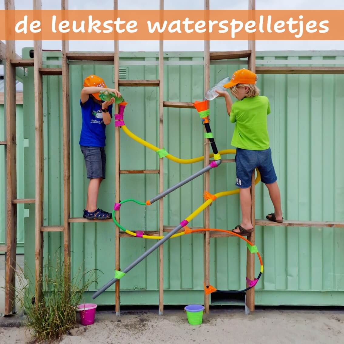 De leukste waterspelletjes voor kinderen, thuis of op de camping. In de zomer met warm weer zijn waterspelletjes altijd leuk voor kinderen, of je nou thuis bent of op de camping. En of je nou peuters of kleuters hebt, of oudere kinderen of tieners. We maakten dus een lijstje met leuke waterspelletjes. En de kids bedachten er ook nog een paar :-)