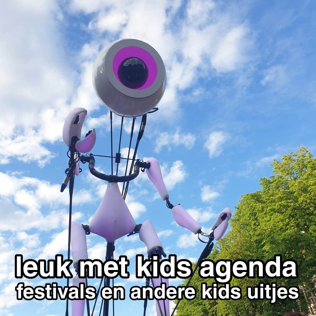 Leuk met kids agenda: festivals en andere uitjes voor kinderen. Veel festivals en markten zijn hartstikke leuk om met de kinderen heen te gaan. Lekker met een hapje en drankje buiten in de lente en zomer met een zonnetje. Met een warm drankje binnen of buiten in de herfst en winter. Ik maakte dan ook een agenda met de leukste festivals en uitjes voor kinderen, gedurende het hele jaar.