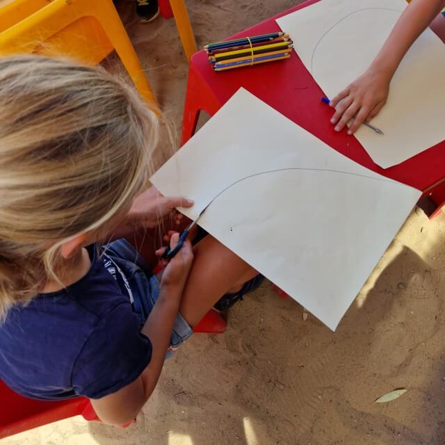 Camping Bel in de Vendée: met kinderen aan zee in Frankrijk. Toen wij er waren organiseerde de camping iedere avond wat, zoals een openluchtfilm of een bandje. Daarnaast heeft Eurocamp een eigen kinderprogramma, met knutselen, spelletjes en sporten.