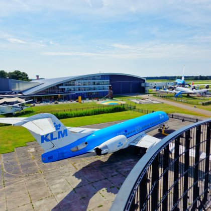 Corona proof buiten uitjes voor kinderen in Nederland. Luchtvaartmuseum Aviodrome is een leuk uitje met kinderen in Lelystad in Flevoland.