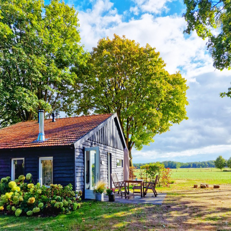 YOUcation in de Achterhoek: vakantie en verdieping voor moeders. Een vakantie in je eentje, met tijd voor voor verdieping, een absolute aanrader voor moeders! Afgelopen week verbleef ik in Laren in de Achterhoek, bij B&B De Brenschutte. Voor een YOUcation, een mini vakantie om te ontspannen en om na te denken. 