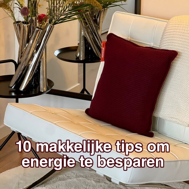 Gemakkelijk en goedkoop energie besparen: 10 snelle tips. Energiebesparen hoeft helemaal niet moeilijk of duur te zijn. Ook met kleine aanpassingen kun je al heel veel stroom, gas en geld besparen. Veel goedkoper en veel duurzamer. Daarom deel ik hier onze snelle tips om gemakkelijk en goedkoop energie te besparen. Een duurzame oplaadbare warmtedeken of warmtekussen van Stoov is lekker warm op de bank, achter je bureau of in bed. 