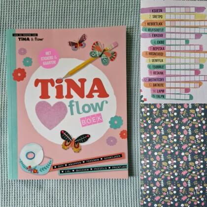 Onze kids bucketlist voor deze herfst: leuke herfstvakantie activiteiten. Er is een boek van Tina en Flow! Vol opdrachten én fijne printjes om mee te knutselen. Kleine meis gaat er deze herfstvakantie mee aan de slag.