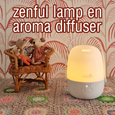 Review: Zenful Harmony aroma diffuser lamp met etherische olie. Met een aroma diffuser verspreid je de fijne geur van etherische olie door je huis. De Zenful Harmony is naast aroma diffuser ook een lamp. Deze geur diffuser is bovendien draagbaar, dus je kunt hem op allerlei verschillende plekken neerzetten. Dat leek me ideaal in een gezin. Tijd voor een review van de Zenful Harmony aroma diffuser lamp.