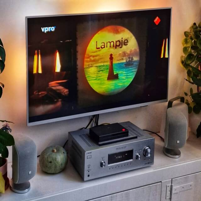 Ken je de nieuwe VPRO familieserie Lampje (9 jaar en ouder) al? Het is een prachtige film voor tieners en volwassenen.
