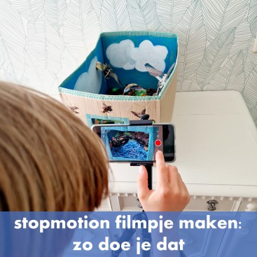 Een stopmotion filmpje maken met kinderen: zo doe je dat. Zoonlief maakt graag stopmotion filmpjes. Het zijn filmpjes die je van foto's maakt. Het is heel makkelijk en het effect is erg leuk. In deze blog laten we zien hoe je een stopmotion filmpje kunt maken met kinderen.